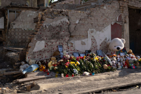 Война, 25 апреля. В Киеве почтили память погибших. В Подмосковье взорвали авто с генералом. Атака дронов на Павлоград